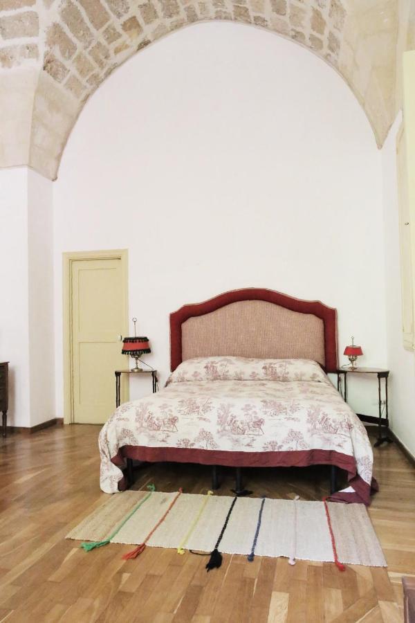 Garden Suite At Palazzo Famularo Lecce Exterior foto